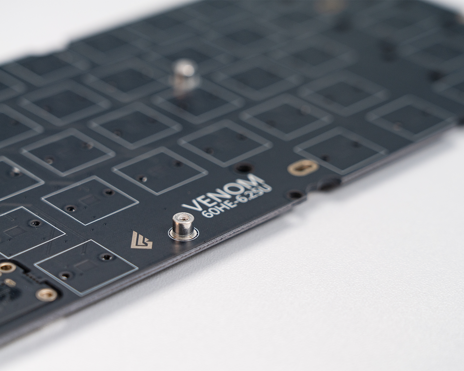 GEONWORKS Venom 60 HE PCB - Thumbnail 4